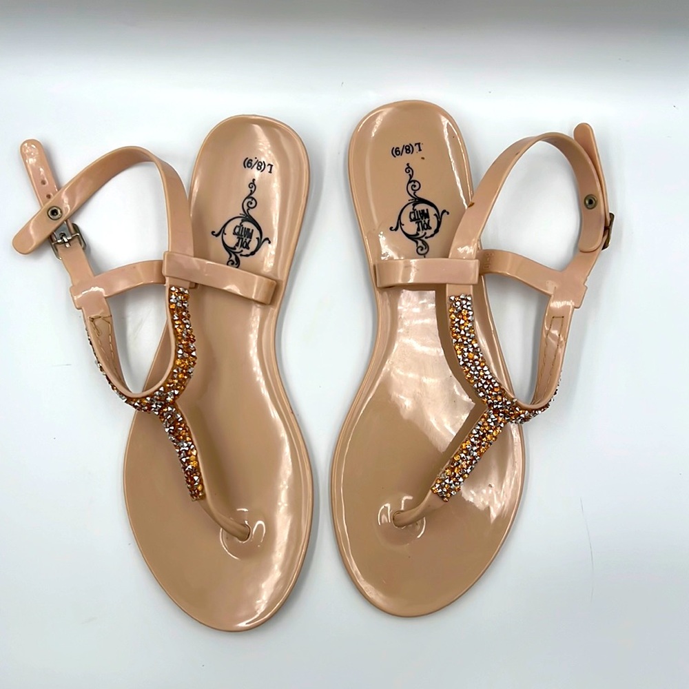 Use Peach Sandals with glitter and rhinestones size 8/9 by SoleMates